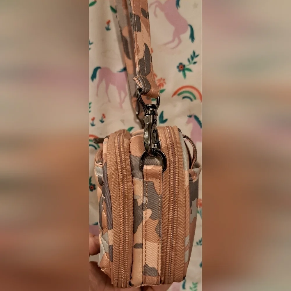 NWOT Lug Roundabout Pink & Grey Camo Nylon Neutral Casual Everyday Purse Bag